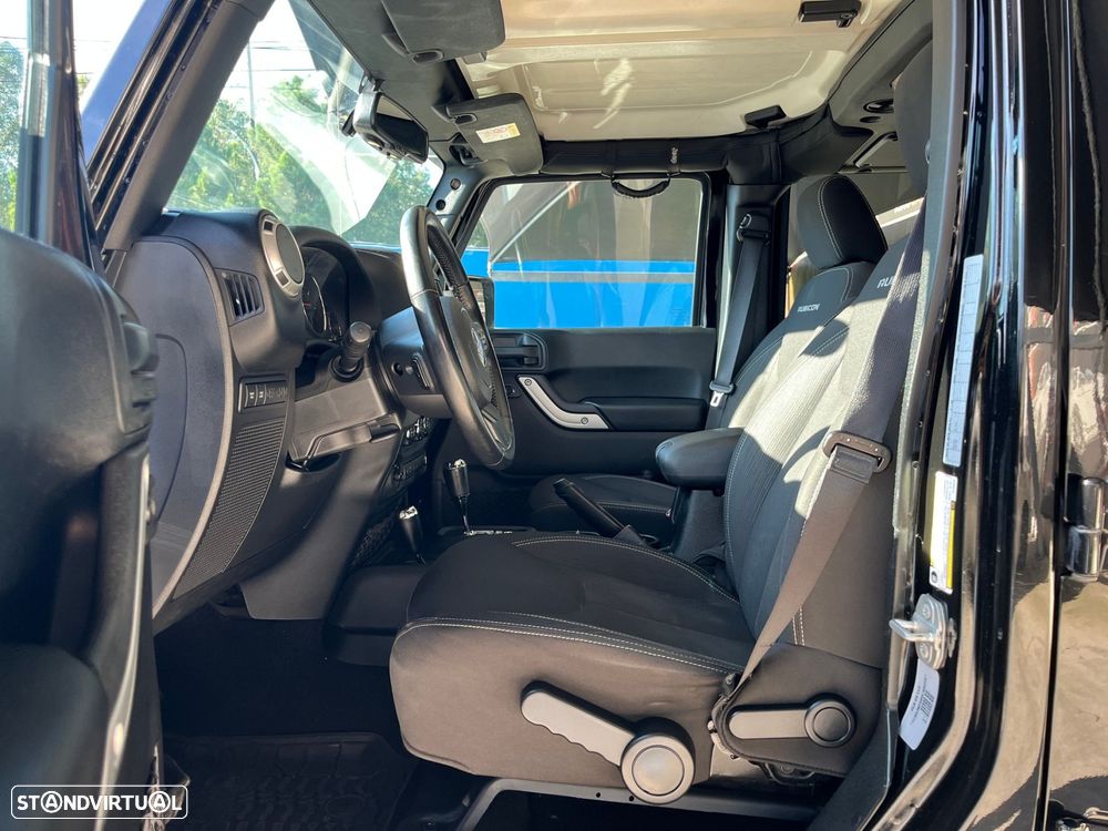 Jeep Wrangler Unlimited 2.8 CRD ATX Rubicon - 17