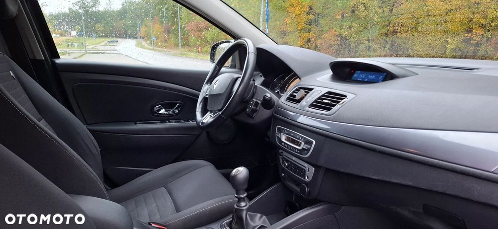 Renault Megane - 11