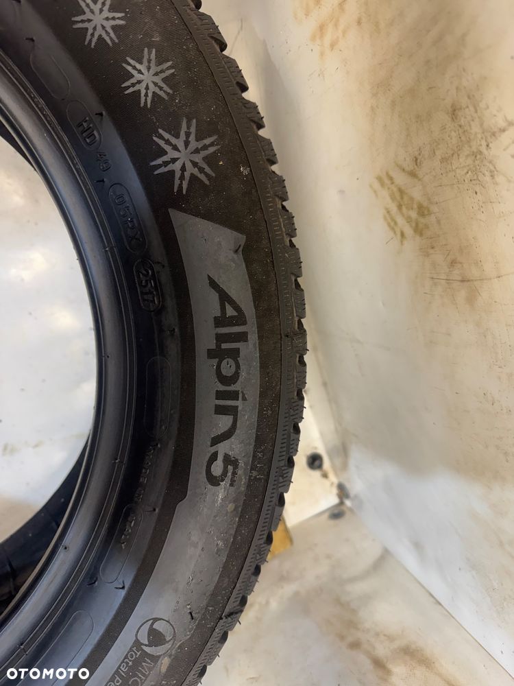 G-3037 215/60R16 99H MICHELIN ALPIN 5 - 3