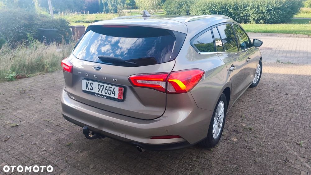 Ford Focus 2.0 EcoBlue Titanium - 23