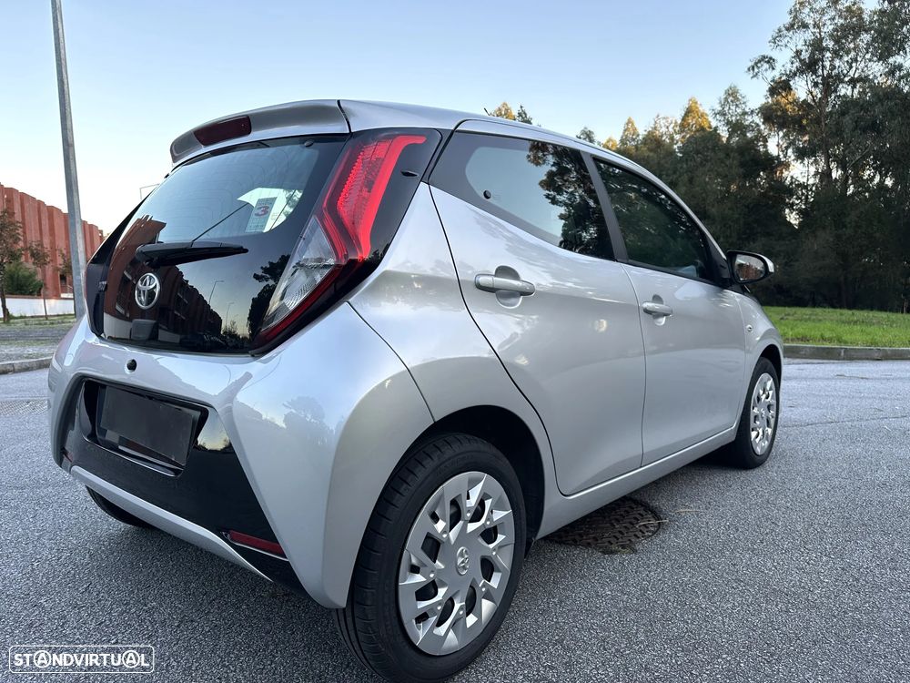 Toyota Aygo 1.0 X-Play+X-Touch - 8
