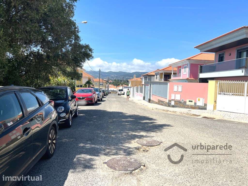 Terreno urbano, em Carrascal de Alvide, com 295 m2 , construção de ... - Grande imagem: 2/12