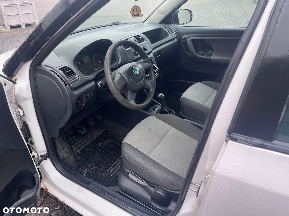 Skoda Fabia 1.6 TDI DPF Classic - 6