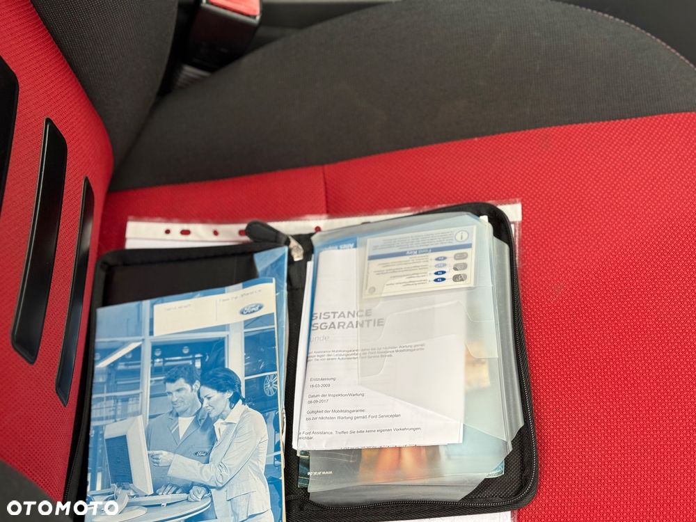 Ford Focus 1.6 Ti-VCT Sport - 30