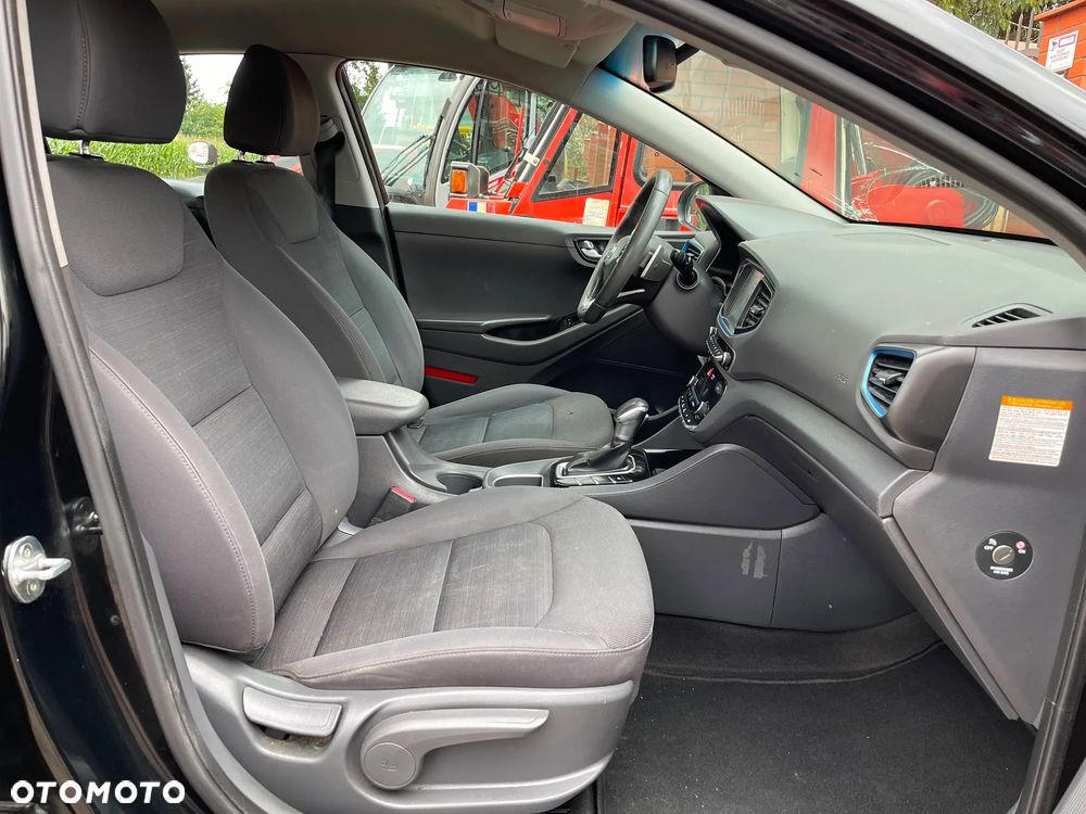 Hyundai IONIQ 1.6 GDI - 23