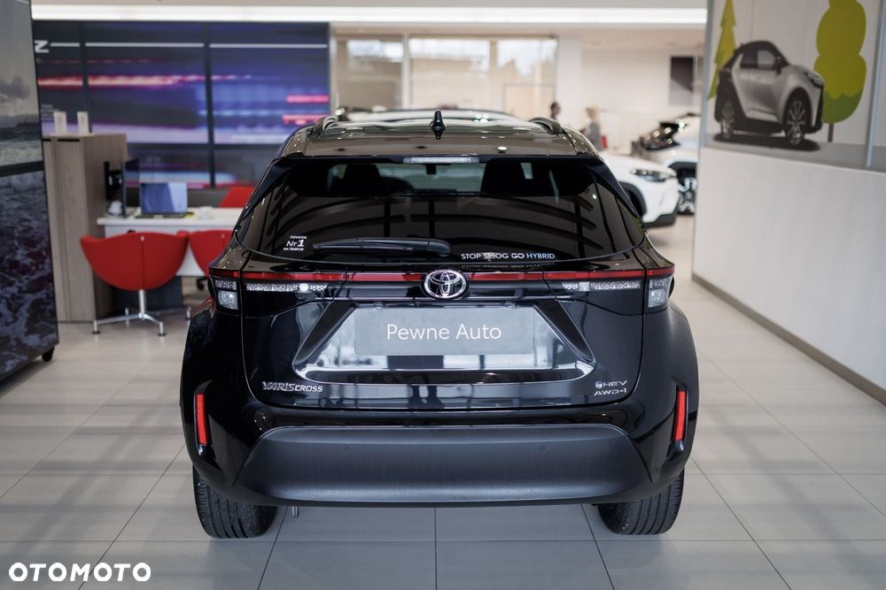 Toyota Yaris Cross Hybrid 1.5 Style AWD - 18