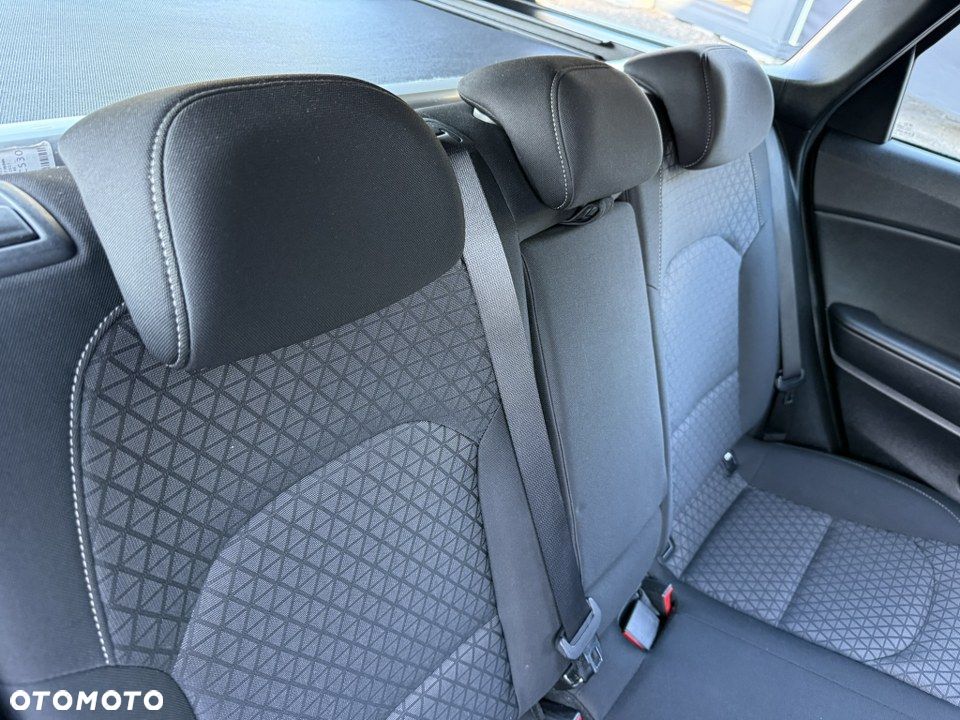 Kia Ceed 1.5 T-GDI L Business Line Plus - 34
