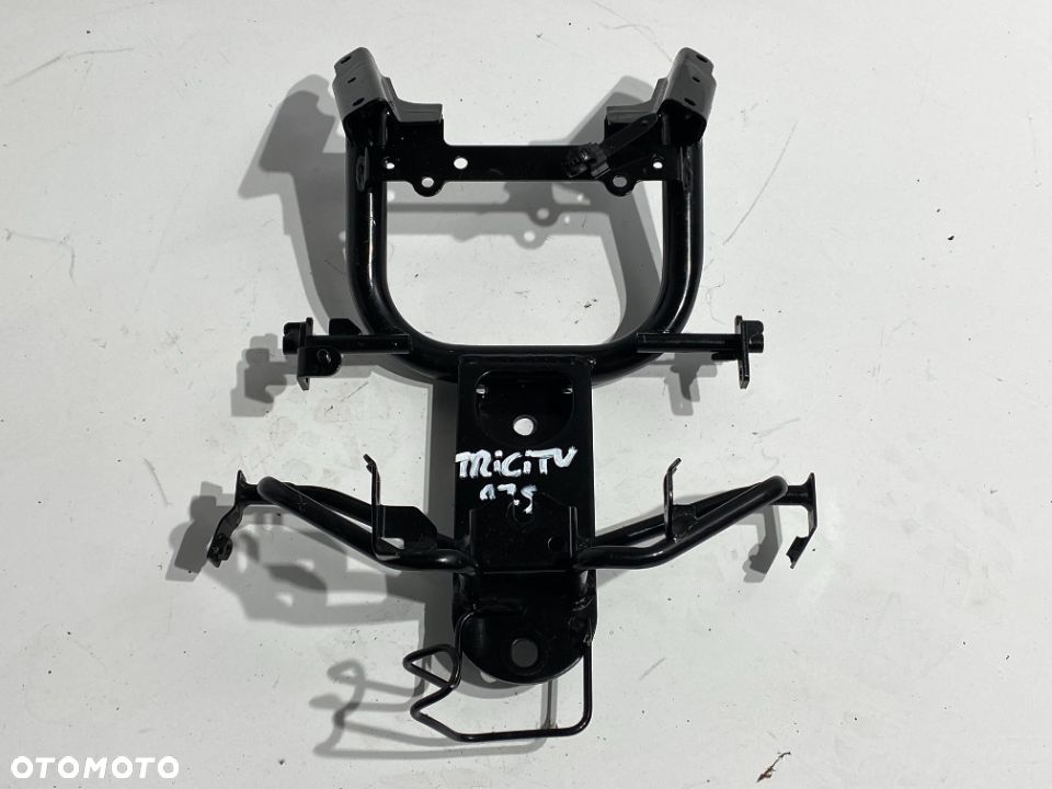 Stelaż przód Yamaha Tricity 125 18r. - 2