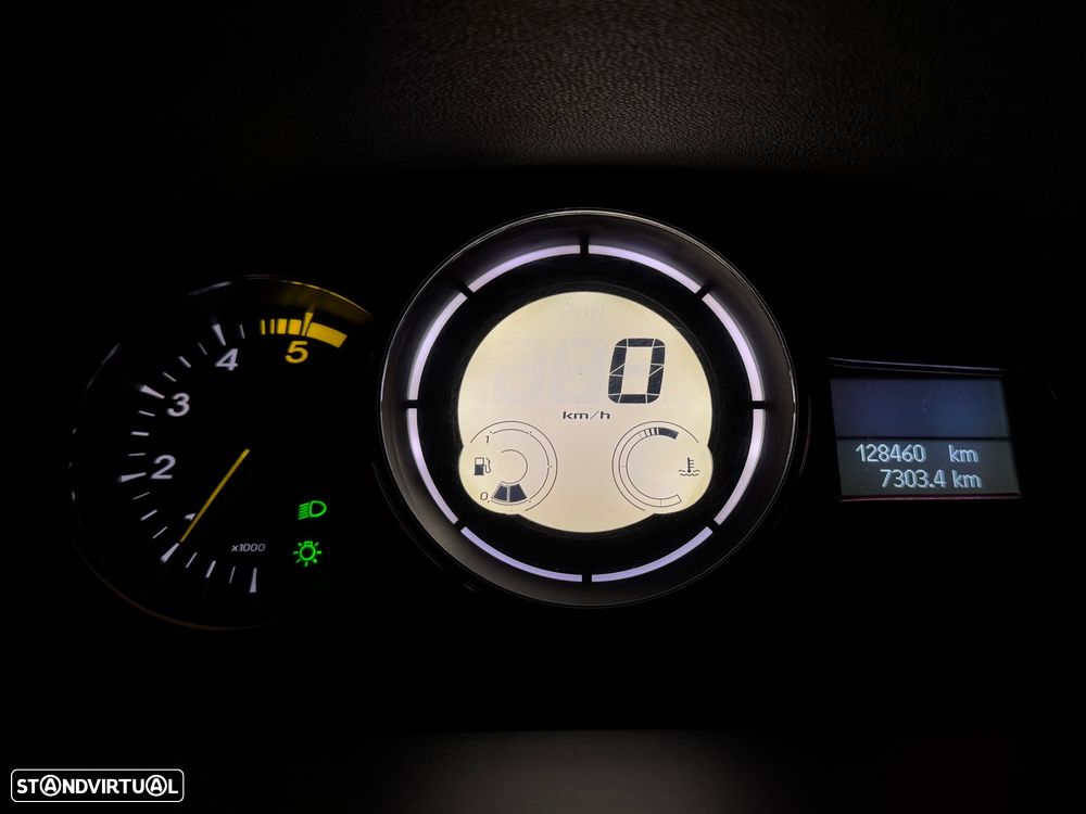 Renault Mégane 1.5 dCi Dynamique S - 8