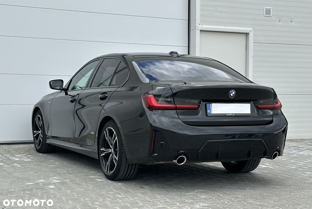 BMW Seria 3 318i M Sport - 15