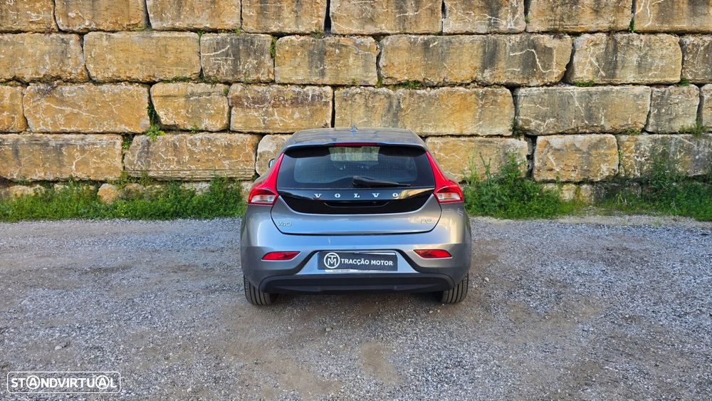 Volvo V40 1.6 D2 Momentum Powershift Eco - 6