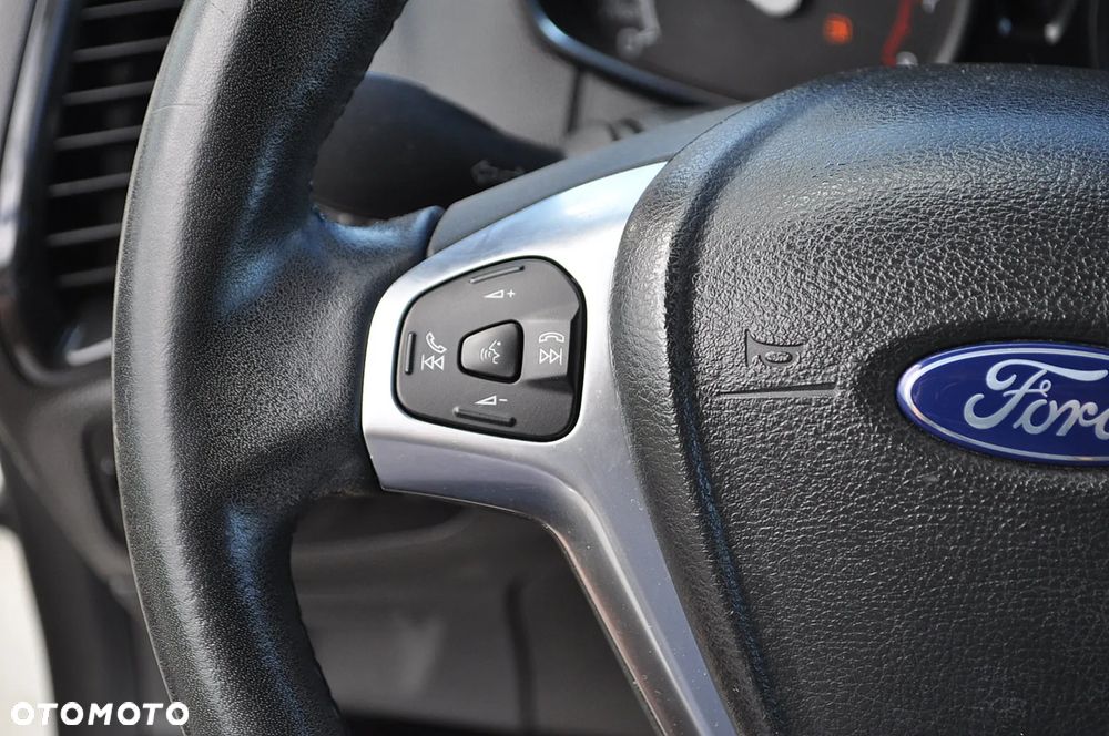Ford EcoSport 1.0 EcoBoost TITANIUM - 26
