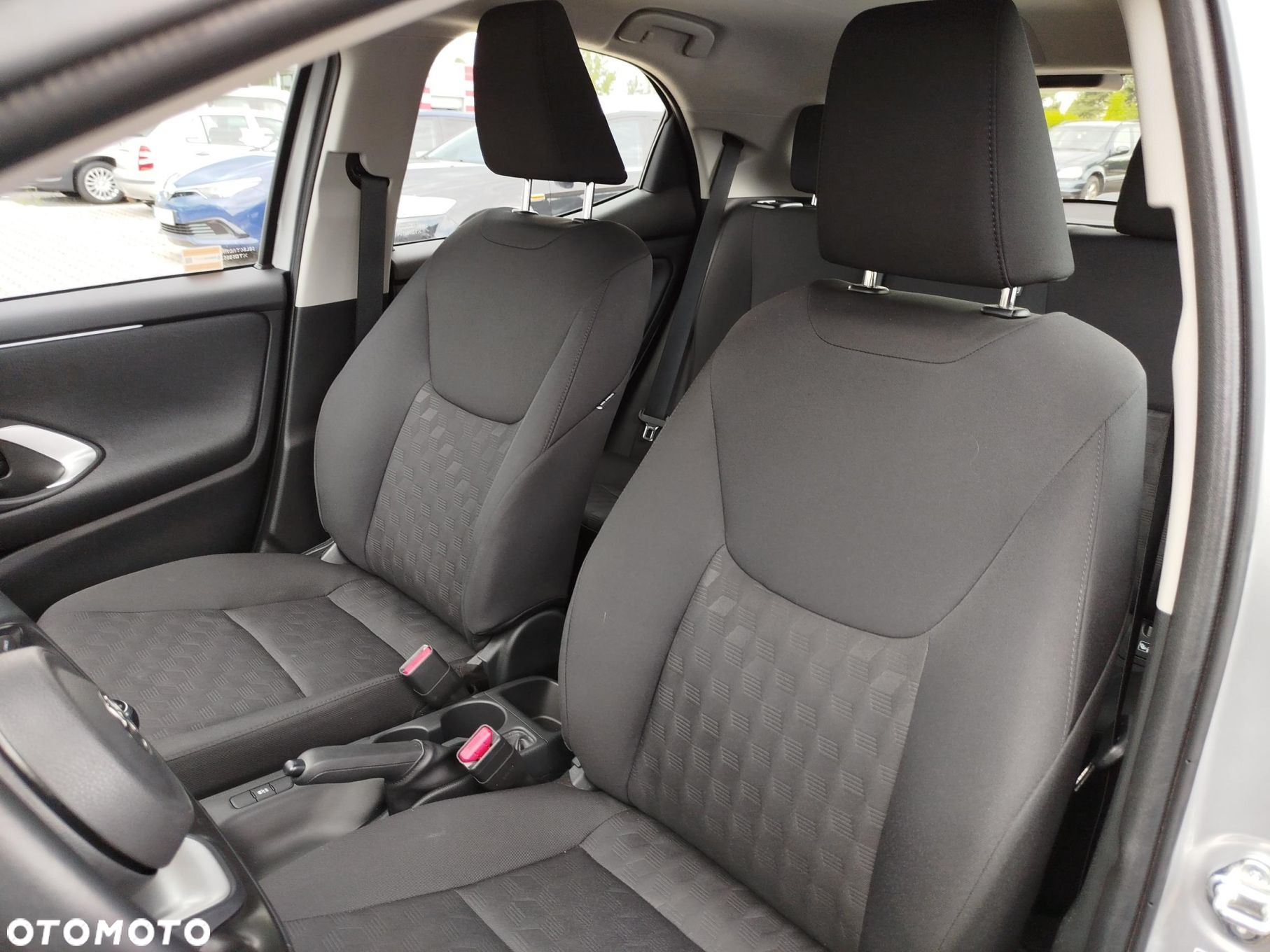 Toyota Yaris - 11