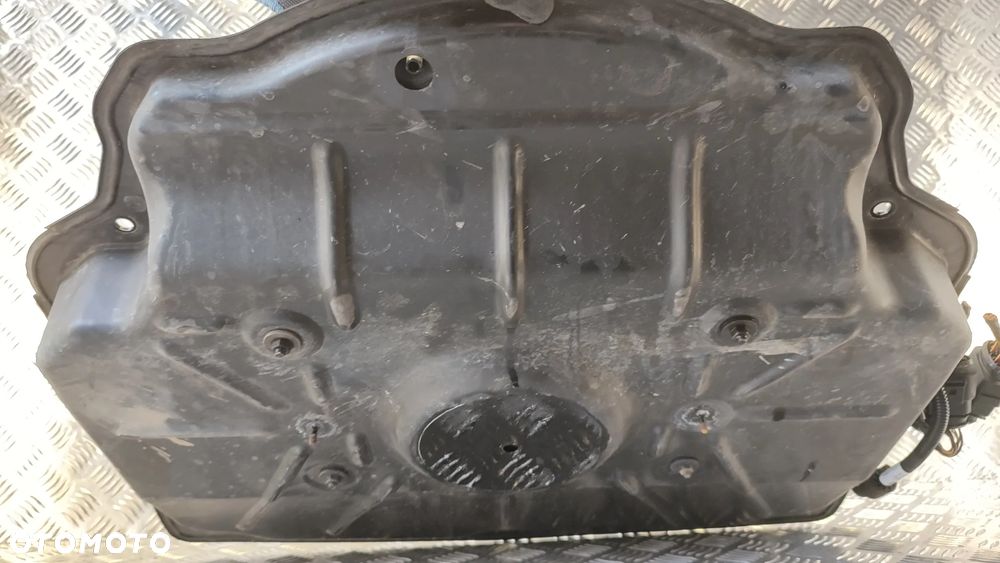 VW TOUAREG 7P 10-18R ZBIORNIK ADBLUE 3.0 TDI CVV POMPKA 7P6131877H 7P6131877 H - 4