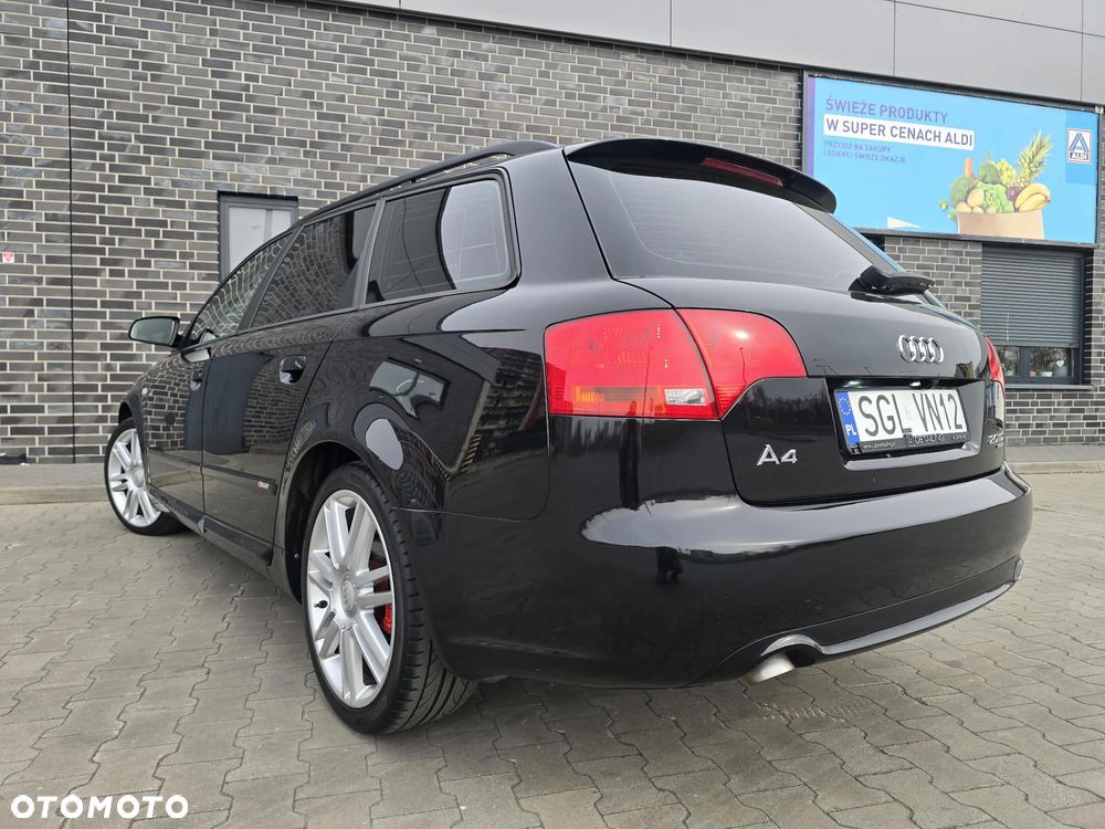 Audi A4 Avant 2.0 TDI DPF quattro - 12
