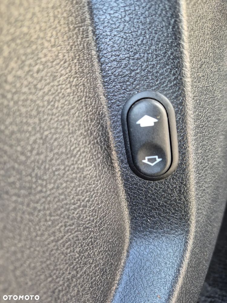 Ford S-Max - 14