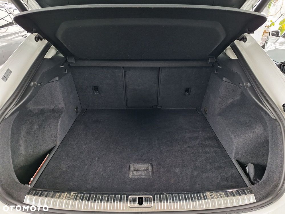 Audi Q3 Sportback 40 TDI Quattro S Line S tronic - 19