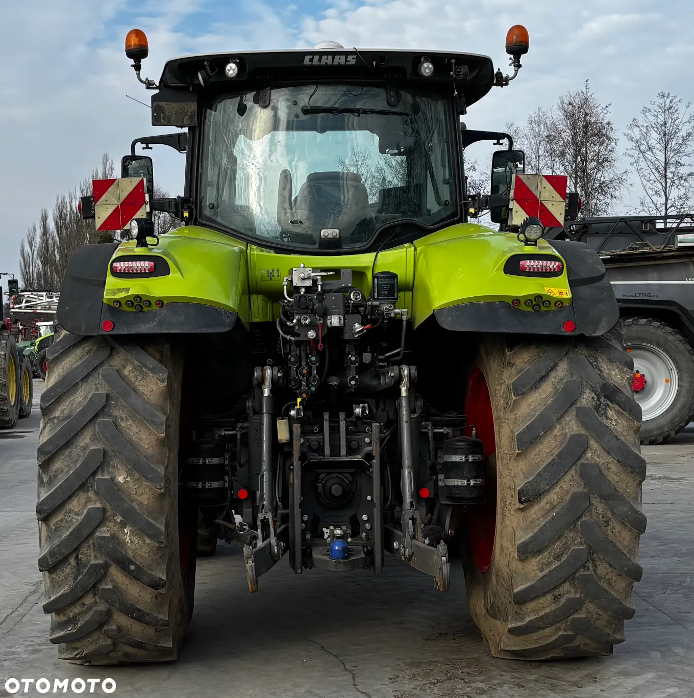 Claas AXION 870 - 2
