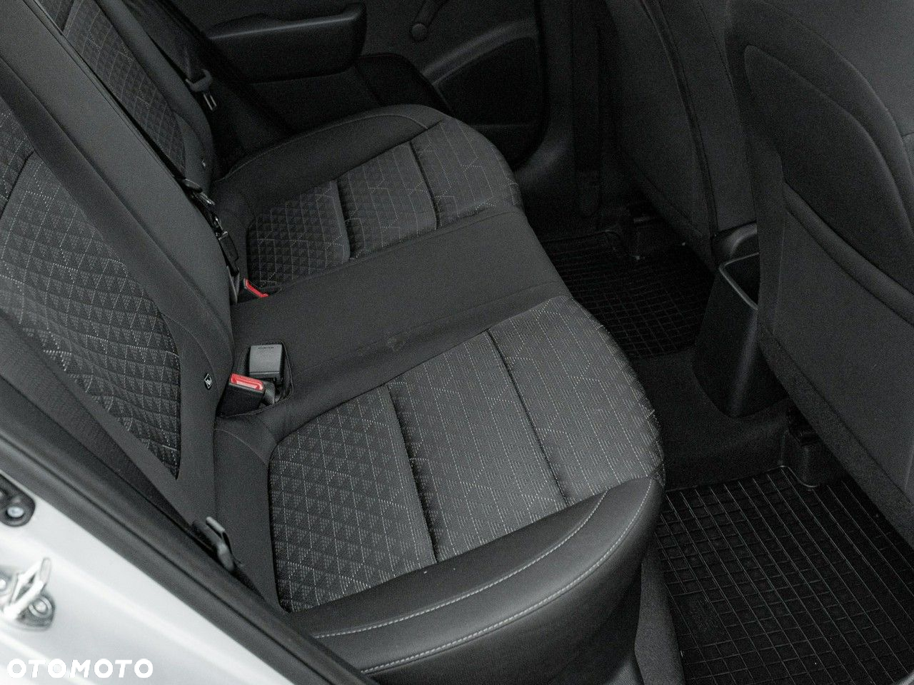 Kia Rio 1.2 M - 31
