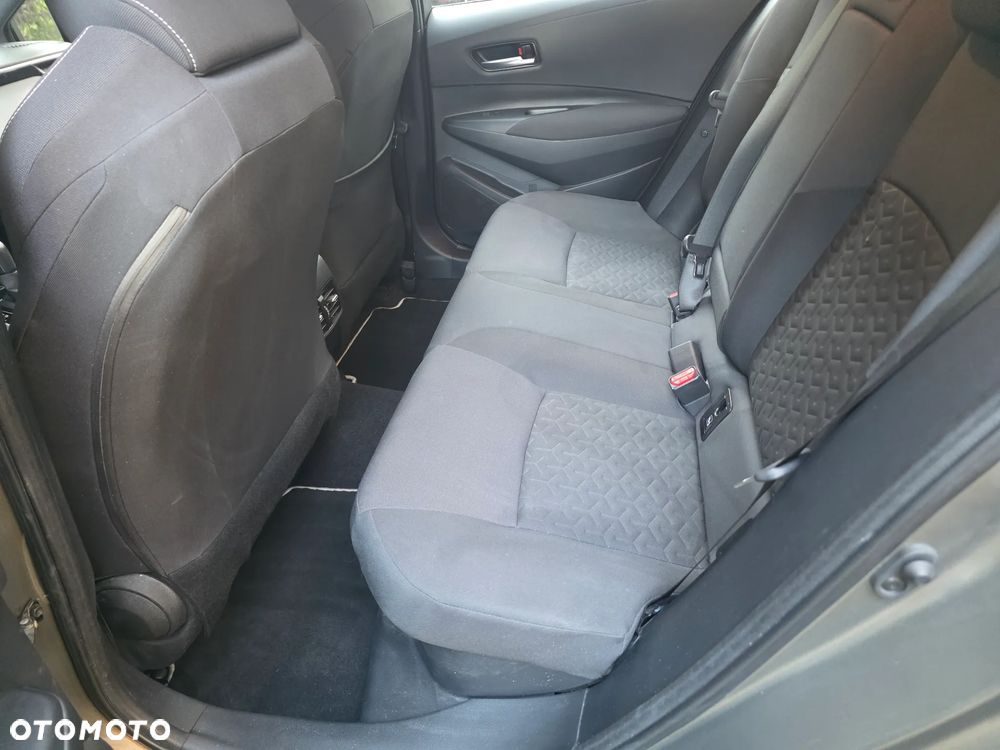 Toyota Corolla - 13