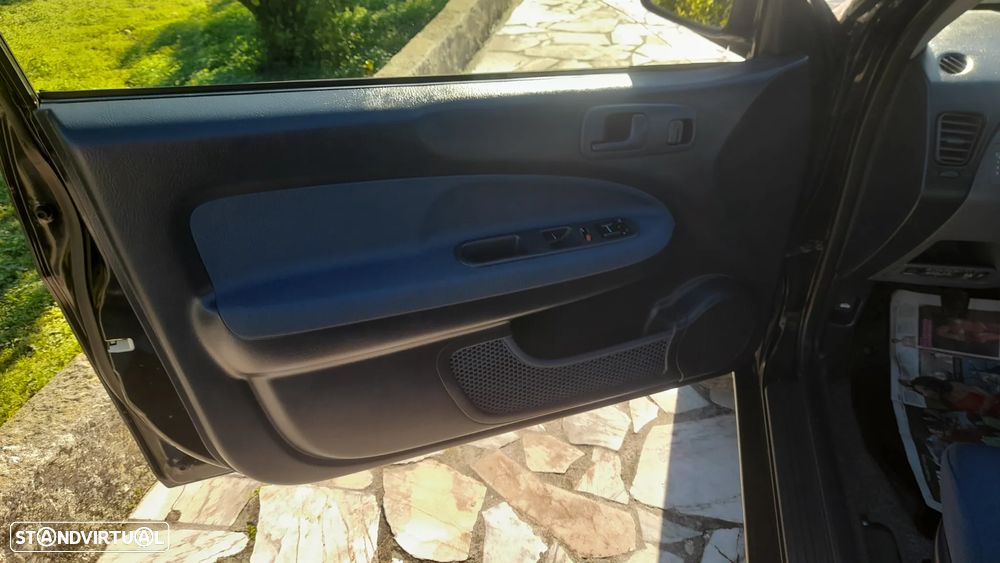 Honda HR-V 1.6 LS - 12