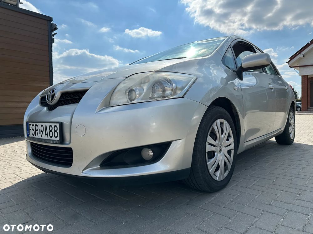 Toyota Auris - 25
