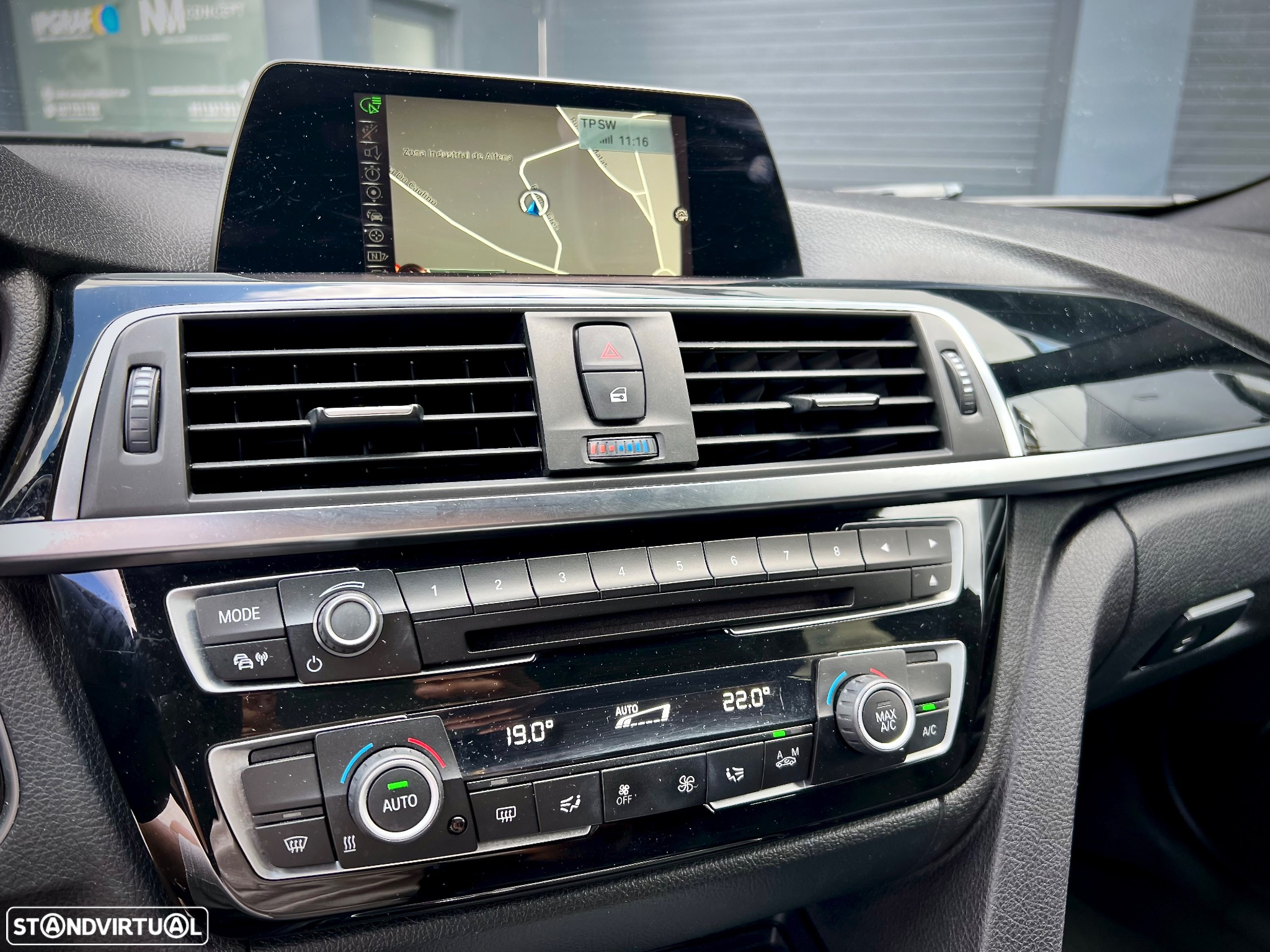 BMW 318 d Touring Line Sport Auto - 17