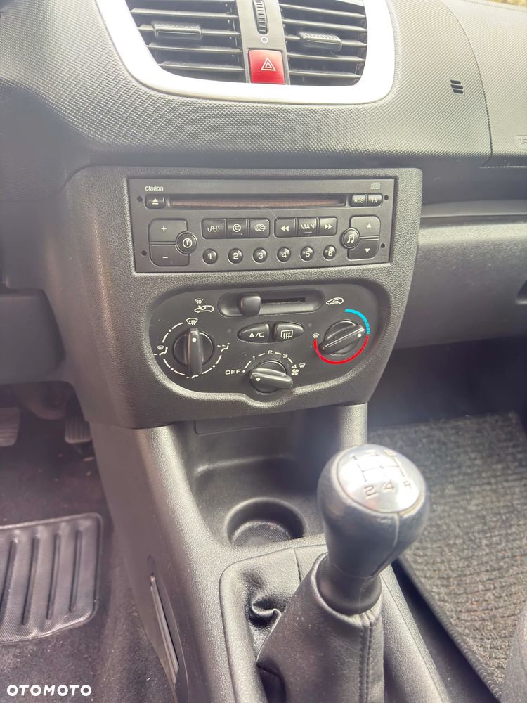 Peugeot 206 1.4 Trendy - 6