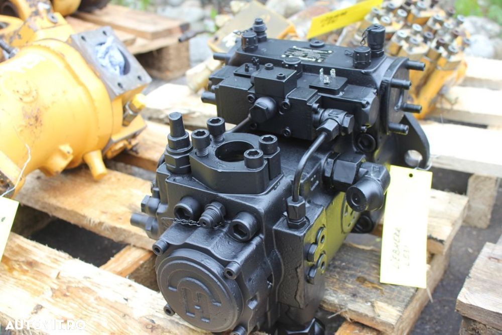 Pompa hidraulica pentru incarcator frontal liebherr l531 - 1