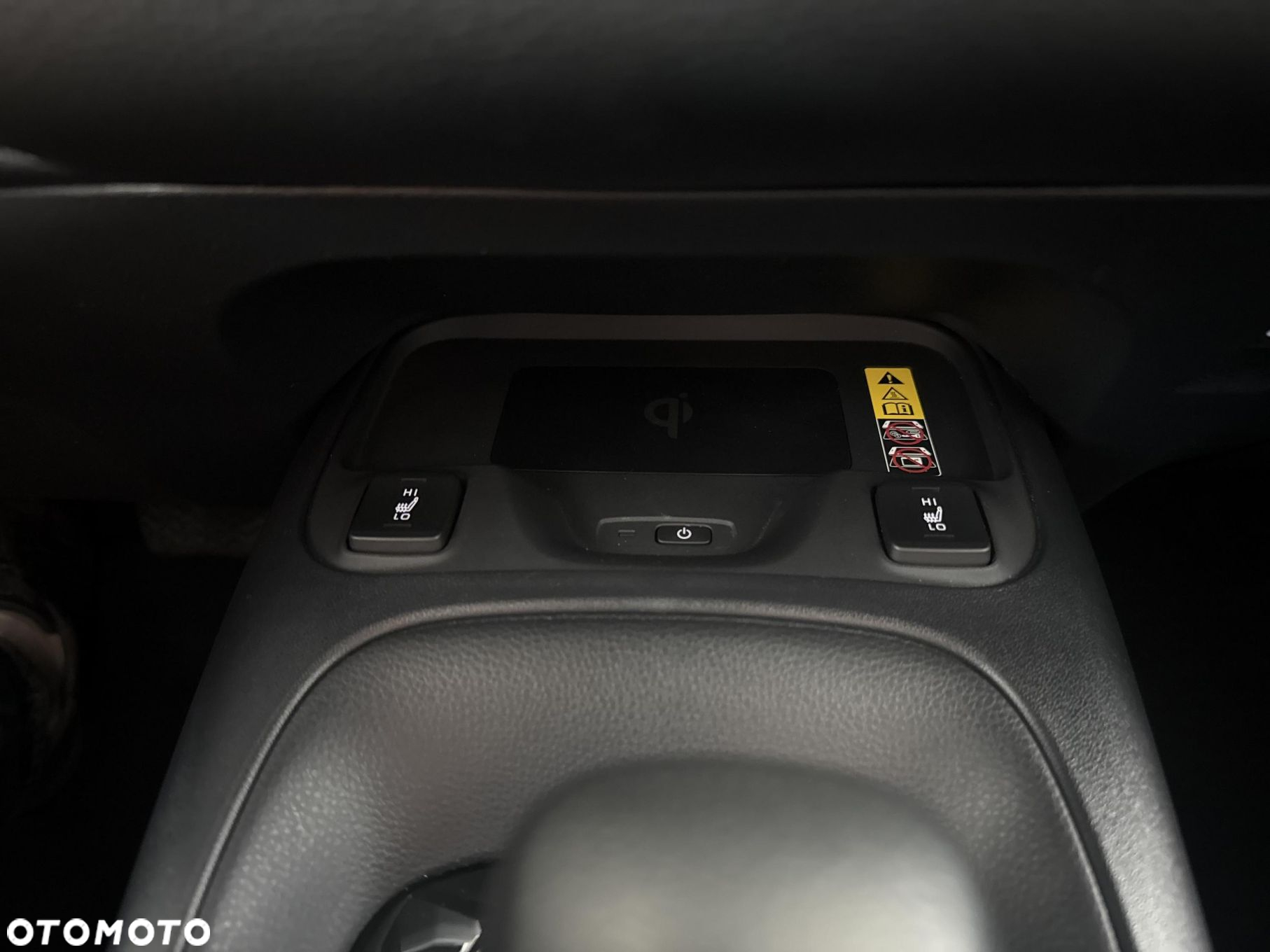 Toyota Corolla 2.0 Hybrid Comfort - 27