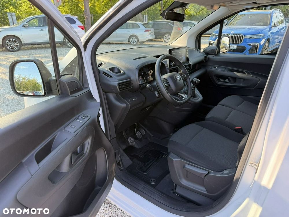 Toyota Proace City - 9