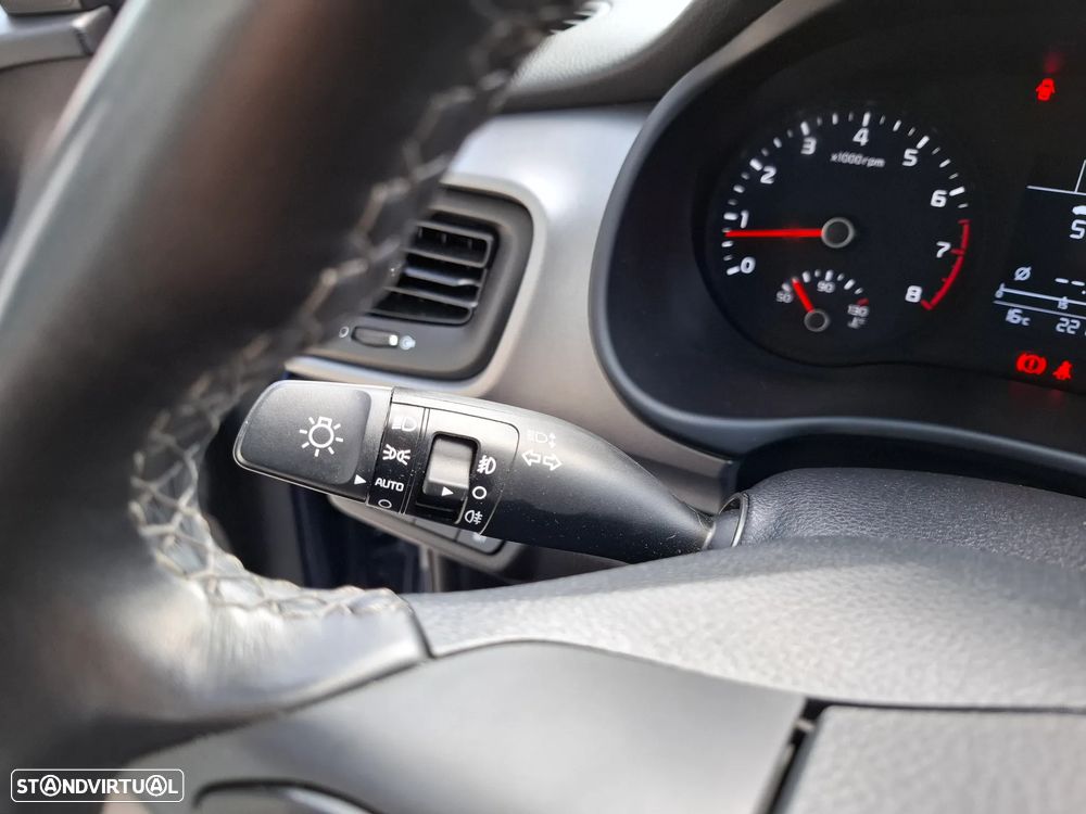 Kia Stonic 1.2 Dynamic - 16