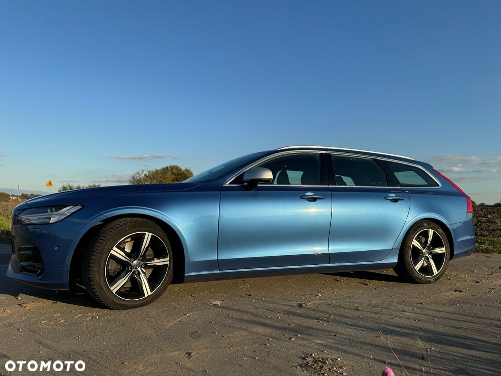 Volvo V90 D5 AWD R-Design - 10