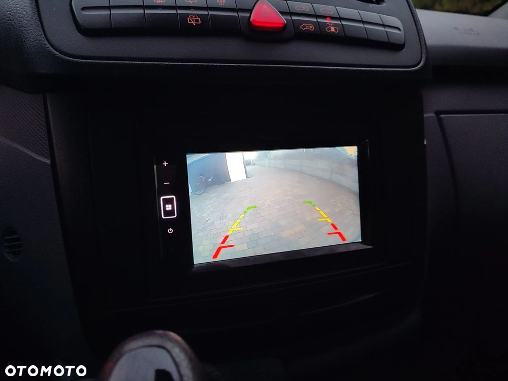 Mercedes-Benz Vito - 8