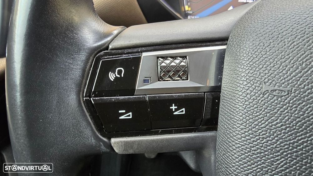 DS DS3 Crossback - 14