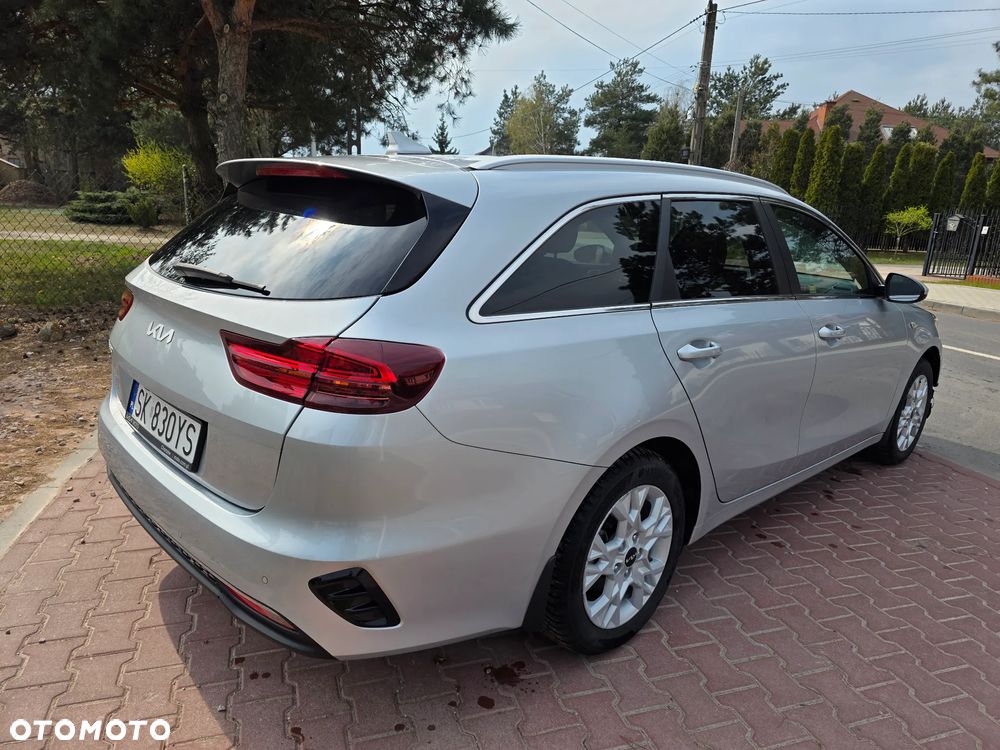 Kia Ceed 1.5 T-GDI M DCT - 11