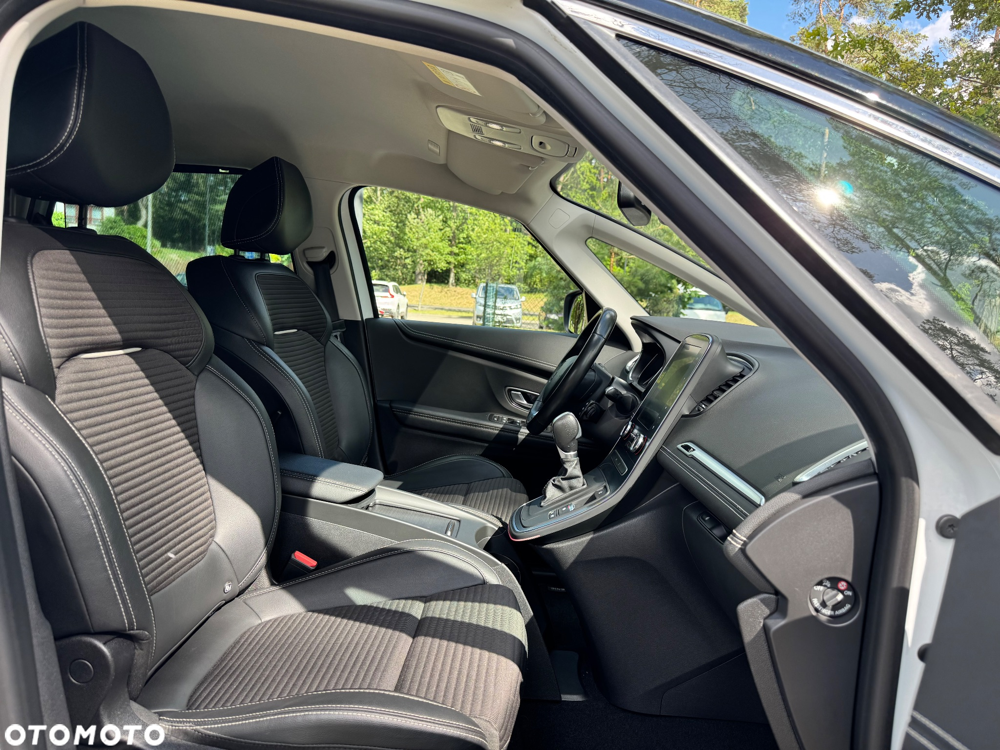 Renault Scenic - 28