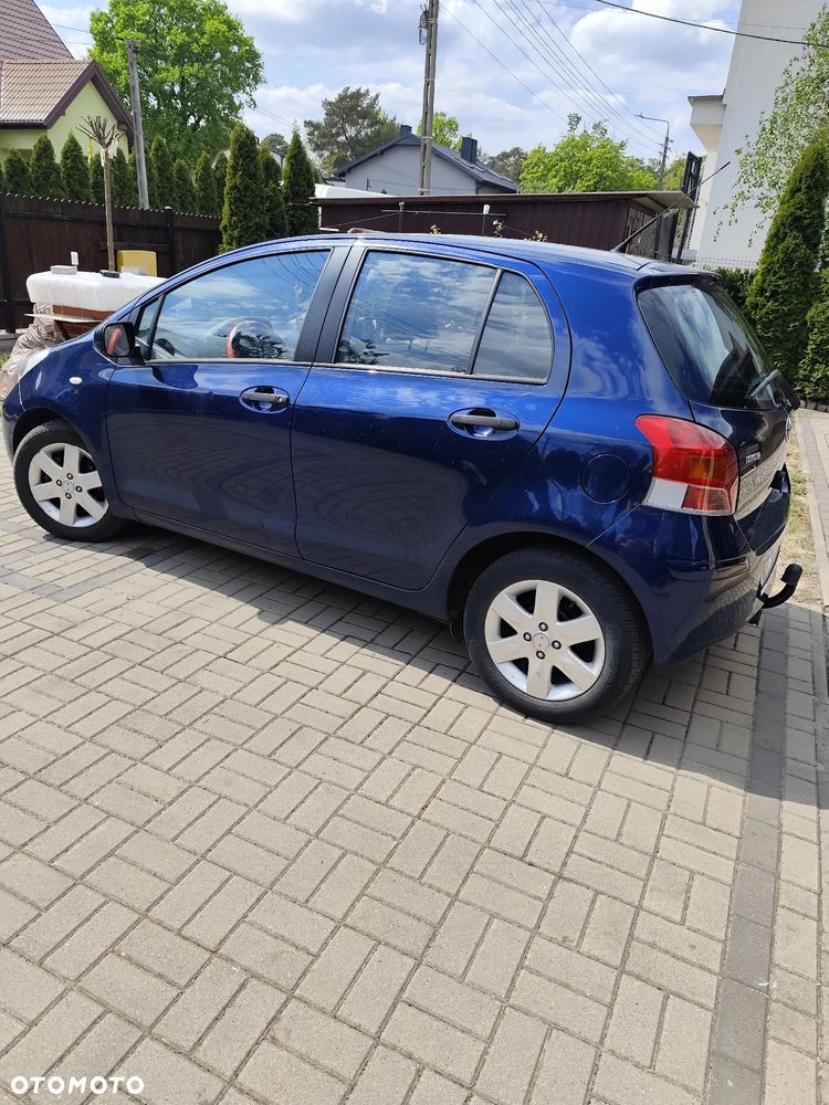 Toyota Yaris 1.33 Sol - 3