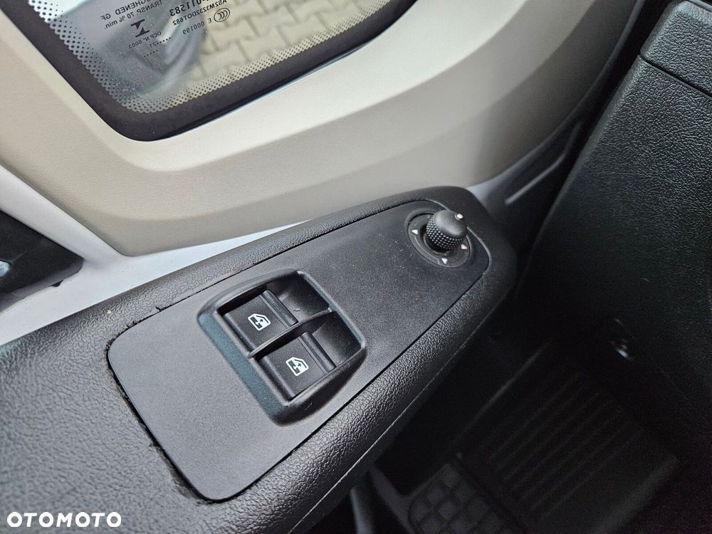 Citroën Jumper Kontener 8 ePAL *84999zł NETTO* 2.2 HD/140KM - 18