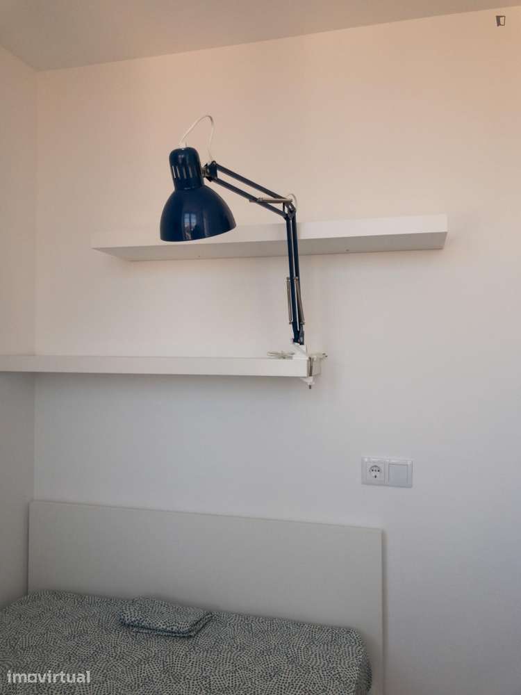 Estúdio - localizado em Cidral Coimbra - Grande imagem: 3/5