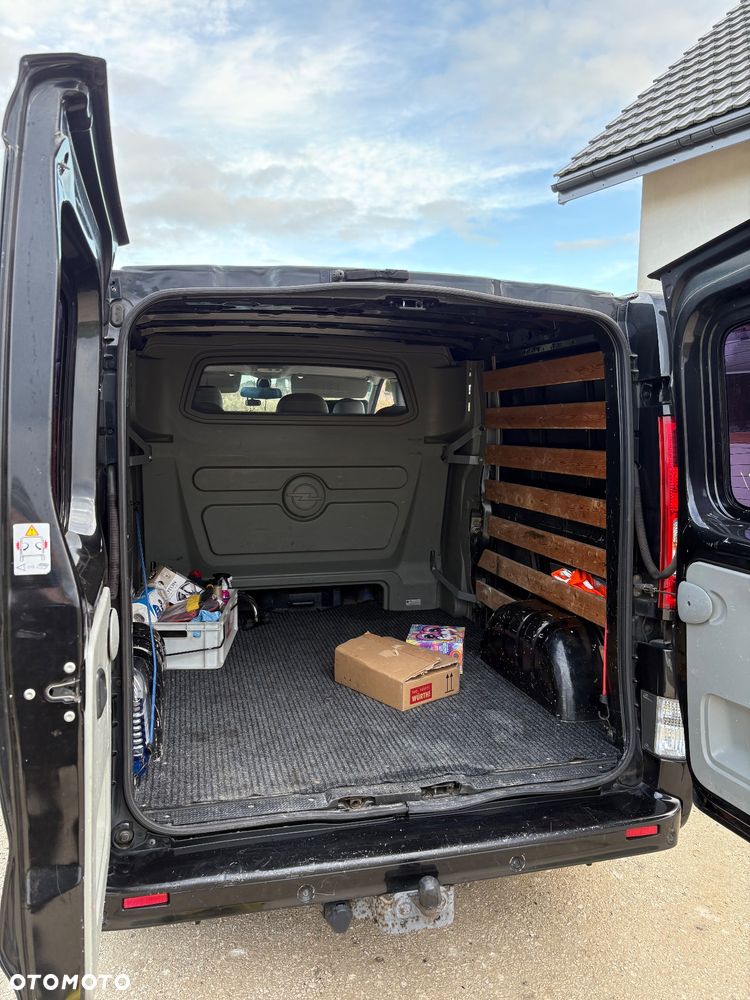 Opel Vivaro L2H1 2.9t - 13