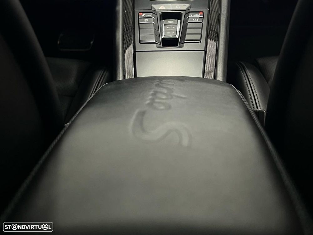 Porsche 911 (991) Turbo S PDK - 18
