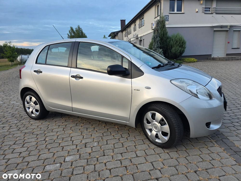 Toyota Yaris 1.4 D-4D S - 11