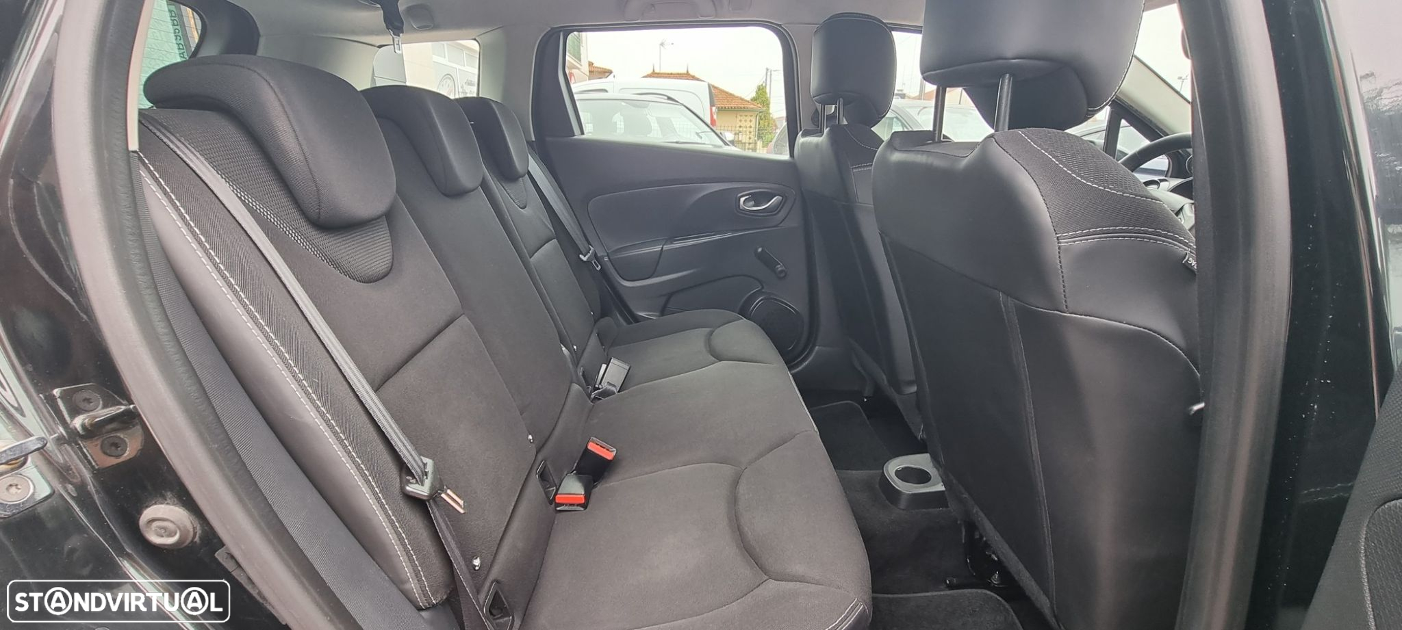 Renault Clio Sport Tourer 0.9 TCE Dynamique S - 25
