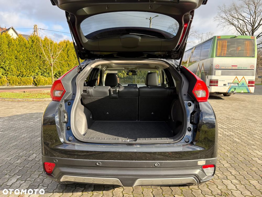 Mitsubishi Eclipse Cross 1.5 T GPF Intense Pro CVT 4WD - 30