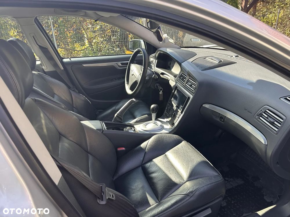 Volvo S60 2.5 T Momentum - 8