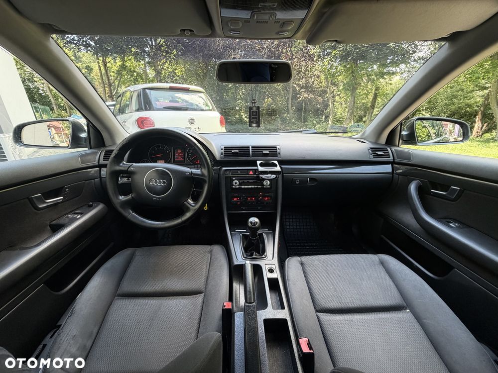Audi A4 Avant - 8