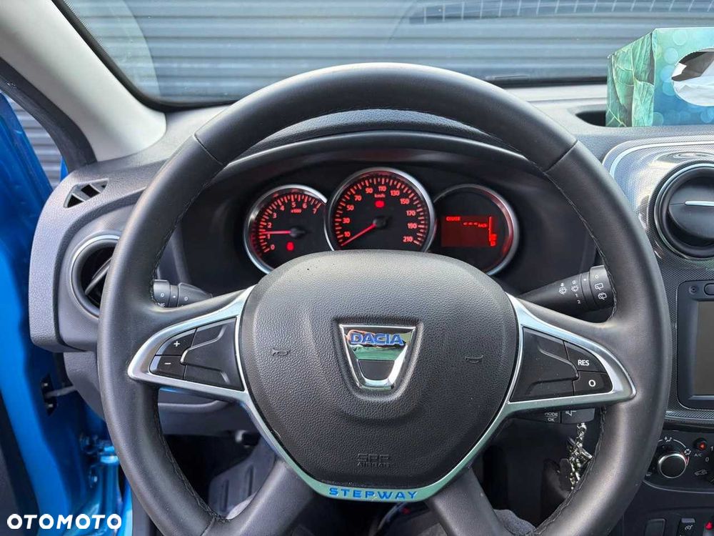 Dacia Sandero Stepway - 8