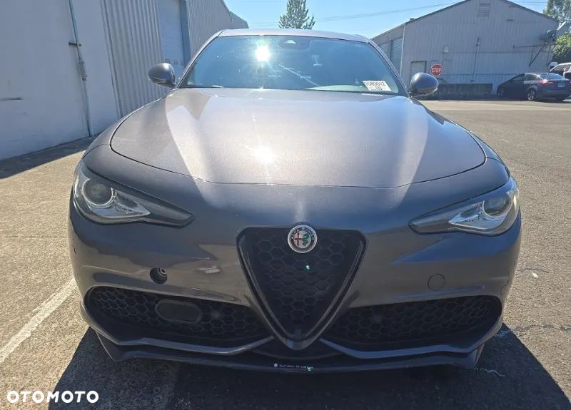Alfa Romeo Giulia 2.0 Turbo TI Q4 - 3