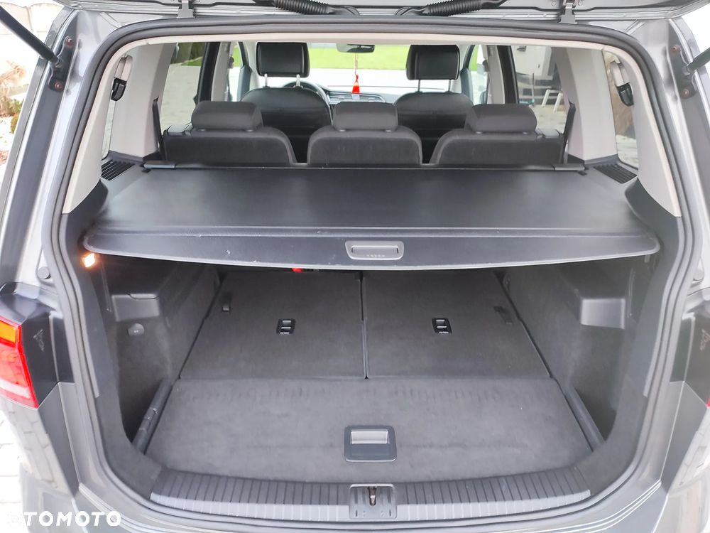 Volkswagen Touran 2.0 TDI BMT Comfortline DSG - 35